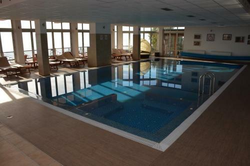 Lux Apartman U Hotelu Milmari