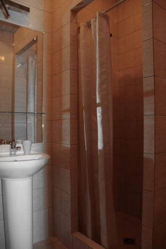 Hotel Volkhov Most