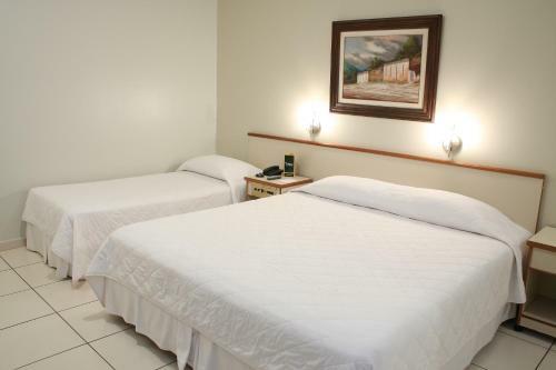 Alphonsus Hotel