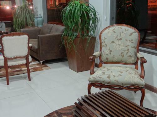 Alphonsus Hotel