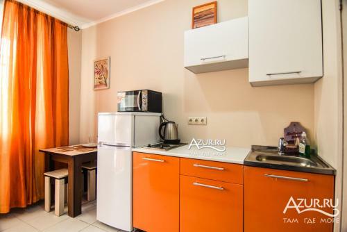Hostal Eleni Hotel