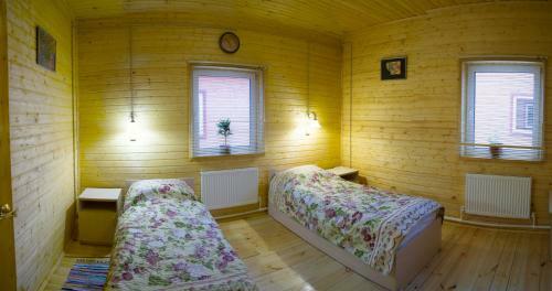 Posada Ramanov Plyos Guest House