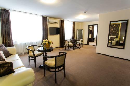 Hotel People