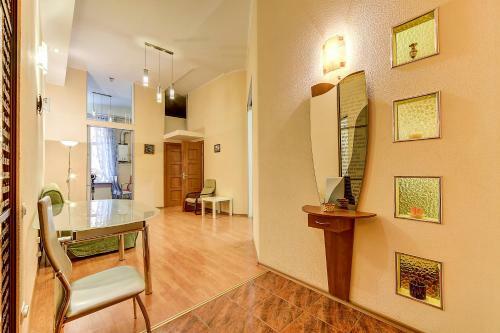 Apartamento Sutkipeterburg Nevsky Prospekt 65