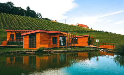 Naturasort Holiday Houses