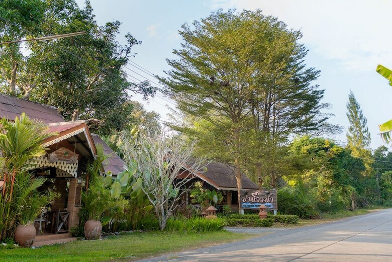 Hotel Banviewnam Camping & Resort