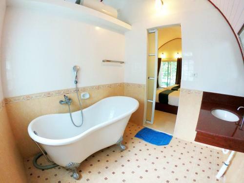 Hotel Khao Yai Fantasy Resort