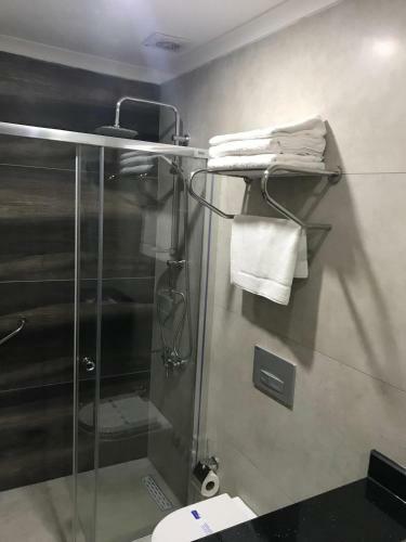 Neh?r Hotel Ke?an