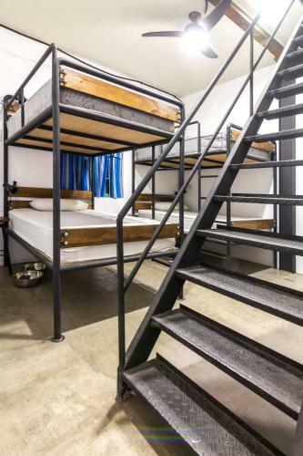 Pisces Youth Hostel