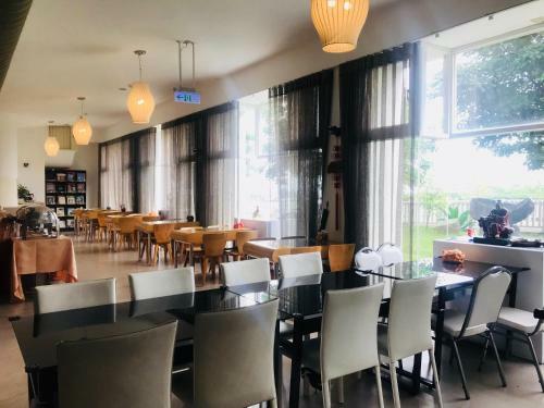 Posada Zhi Da Craft Service Guest House