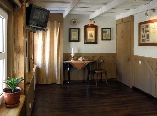 Hostal Salamandra Village
