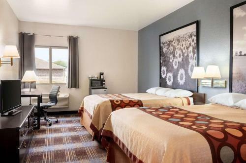 Motel Super 8 By Wyndham Holton