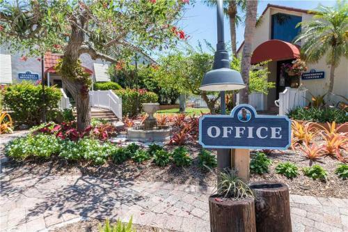 Apartamento East Gulf Condo #1411