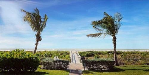 Apartamento East Gulf Condo #1411