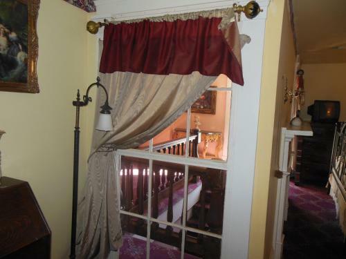 Bed & Breakfast Cedar Grove Mansion Inn & Restaurant