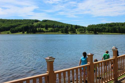 Hotel Alpine Lake Resort