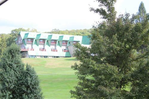Hotel Alpine Lake Resort