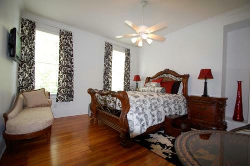 Bed & Breakfast An Inn On York Street
