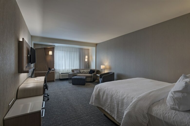 Hotel Courtyard By Marriott Houston Sugar Land/lake Pointe