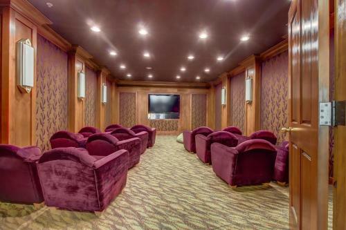 Powderhorn Lodge 102: Sego Lily Suite