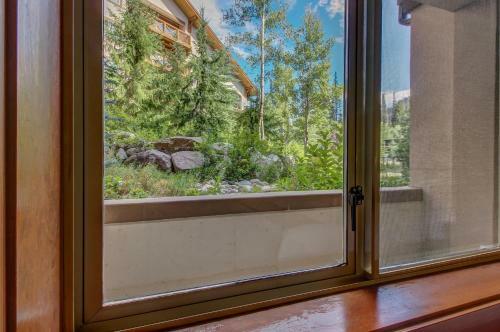 Powderhorn Lodge 102: Sego Lily Suite