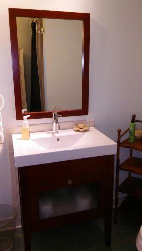Hostal Lost River Acres Guest Rooms