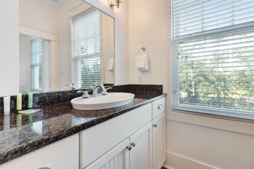 Seagrove Beach "golden Boy" 68 Chelsea Loop (House)