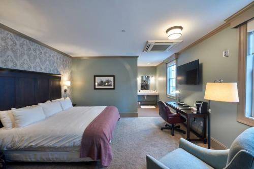 Hotel The Groton Inn