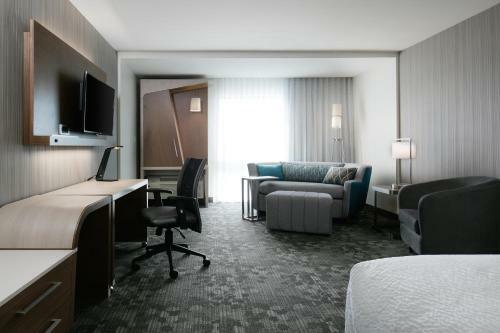 Hotel Courtyard By Marriott Omaha Bellevue At Beardmore Event Center