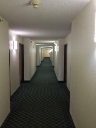 Hotel Americas Best Value Inn & Suites-spring Valley