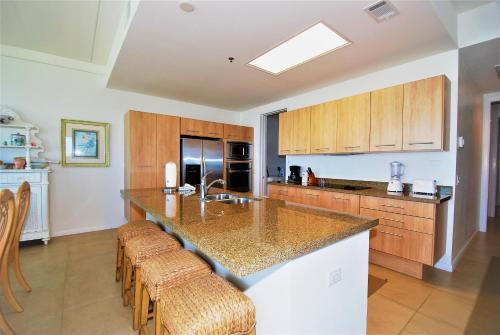 Apartamento Los Corales Condo Unit #201n