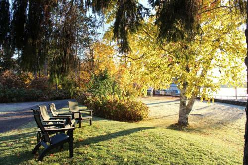 Bed & Breakfast Mariaville Lake B & B