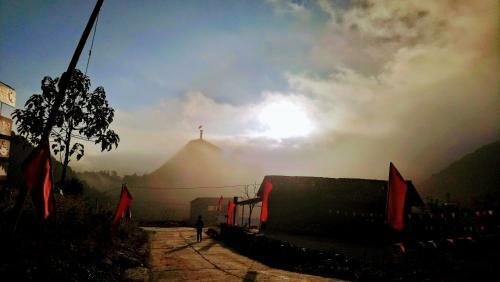 Sister's Homestay And Bar