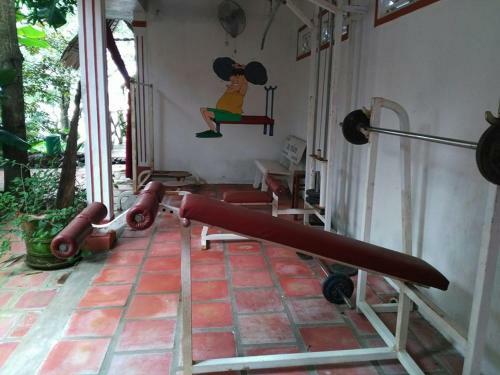 Hostal Happy Family Guesthouse