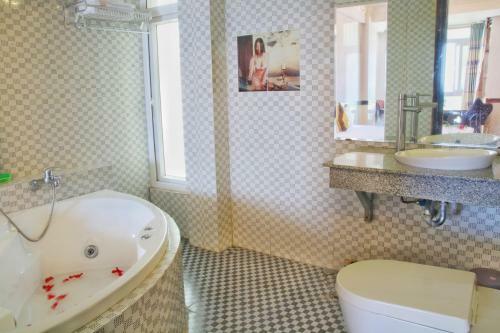 Anh ?�o Hotel