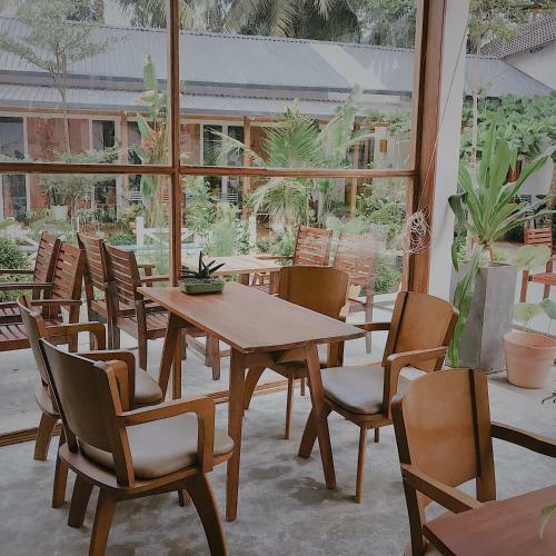 Hotel The May Garden Stay & Cafe