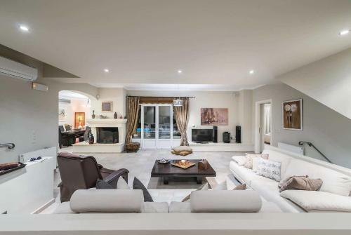 Menegata Villa Sleeps 6 Pool Air Con Wifi