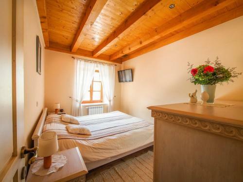 Mitrovici Villa Sleeps 8 Pool Air Con Wifi