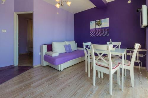Apartments In Novi Vinodolski 14224