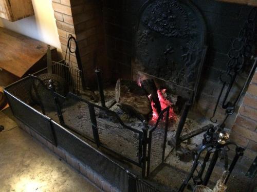 Posada Santuari Mare de D�u Del Mont Restaurant-hostatger�a