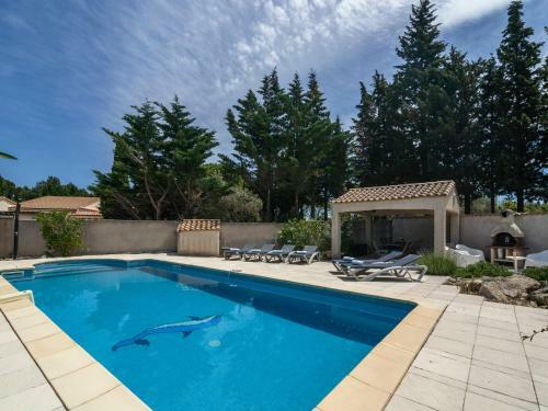 Villa Aux Arbres Verts