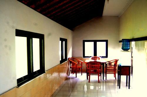 Bed & Breakfast Dhyana Pura Hotel