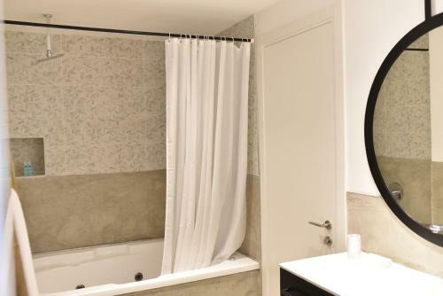Adva Boutique Hotel