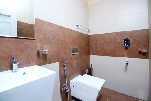 Hotel Two Bedroom Luxury Apartment With Balcony