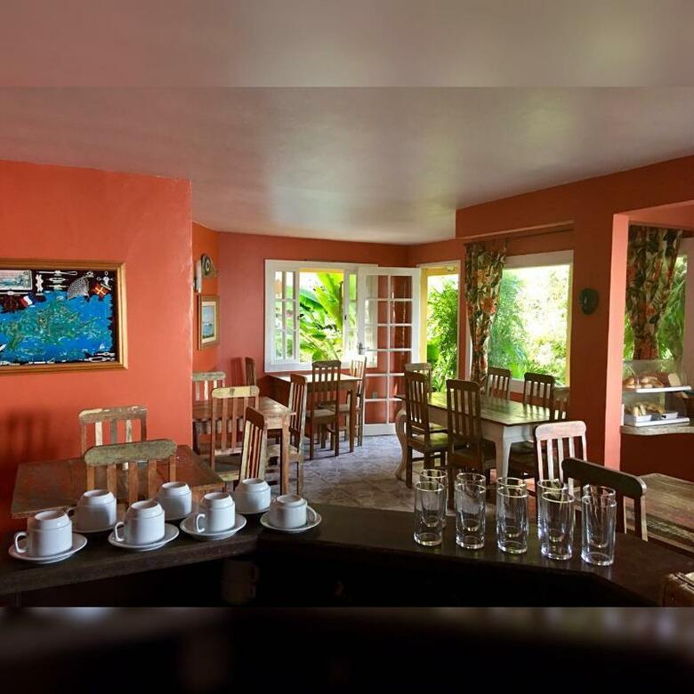 Hostal Pousada Das Brom�lias