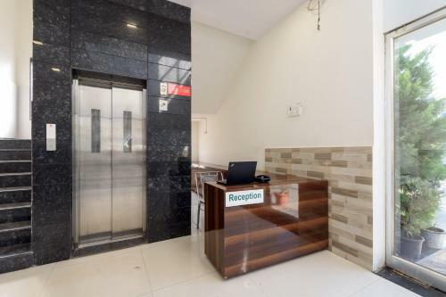 Hotel Oyo 22964 Kundan Lawns