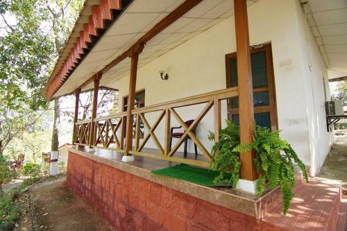 Hotel Mpt Nilamber Cottages, Pachmarhi