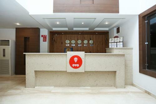 Capital O 3600 Hotel Royal Windsor
