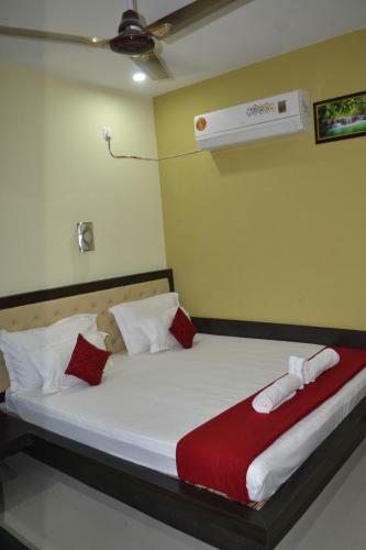 Hotel Ashoka Inn
