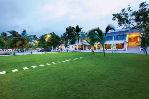 Hotel Anamthara River View Resort